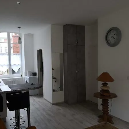 Apartment Midombay *